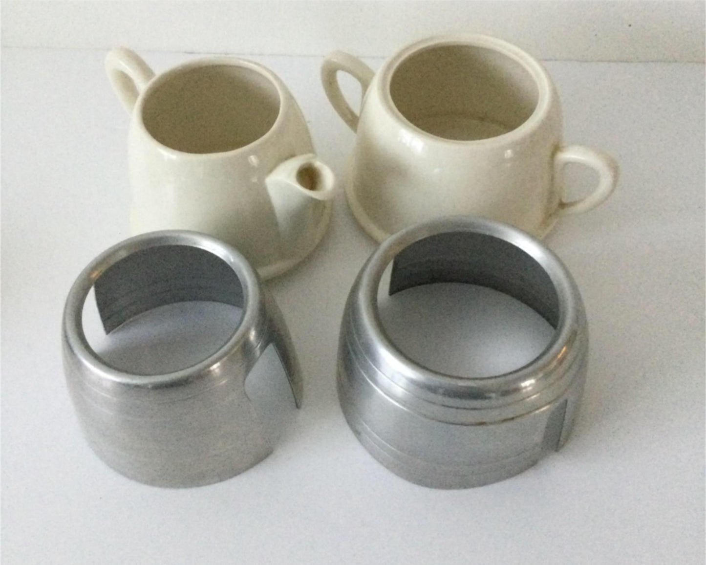 VINTAGE ELLGREAVE BURSLEM MILK JUG / CREAMER & SUGAR BOWL. ALUMINIUM COVERS