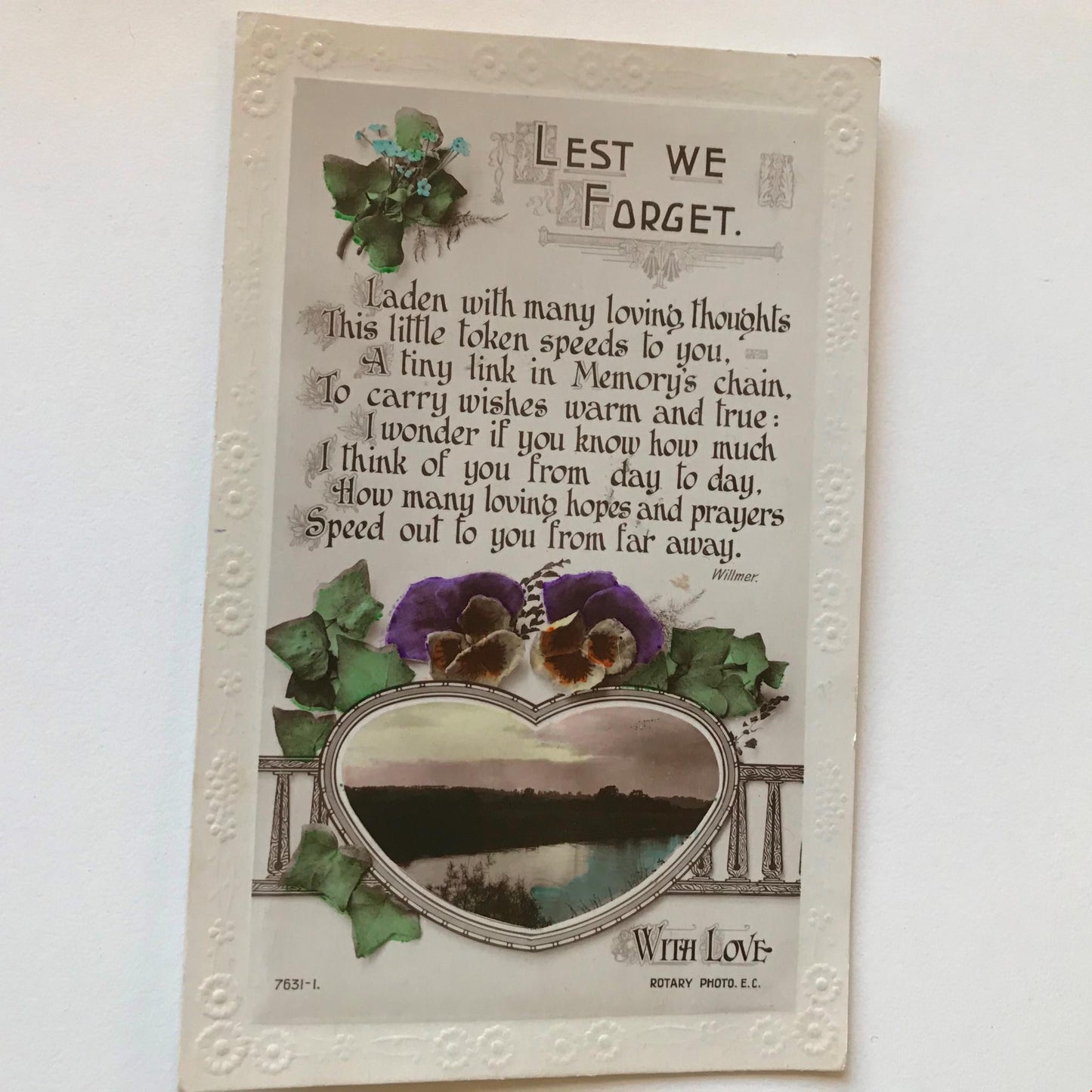 LEST WE FORGET Antique greetings postcard 1918 violets prayers from far away