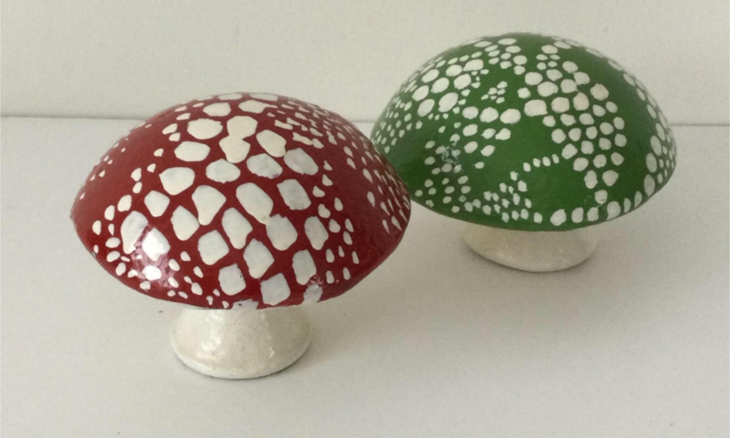 Pair of 2 heavy ornamental toadstools small green red hand painted 8.5 Cm