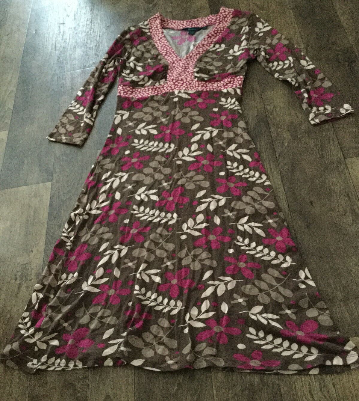 Boden Floral Brown and Pink Fit & Flare Tea Dress. Stretch. 3/4 Length Sleeves. Size 10 comfy