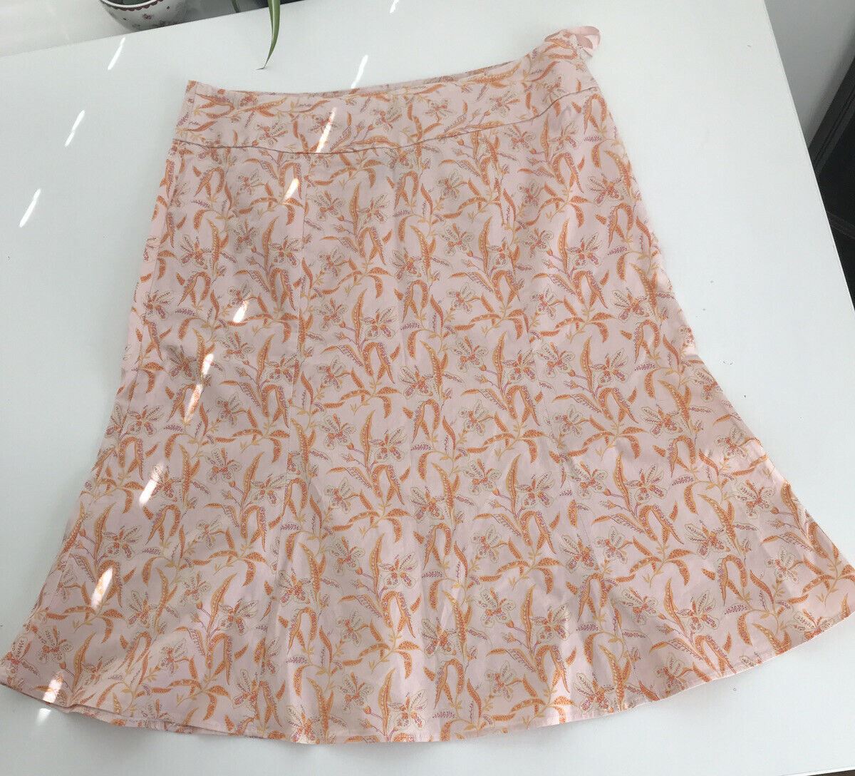 Gap Size 8 Floral Knee Length Skirt. Peach Orange Pink. Sits On Hip Summer Skirt