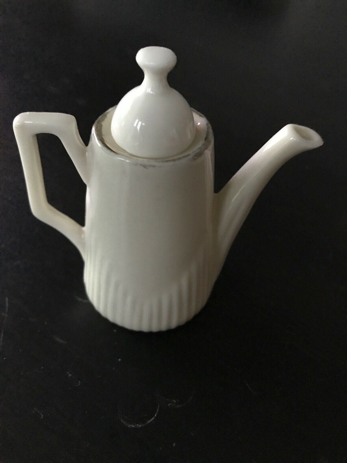 Dainty Ware Miniature China Coffee Pot. City Of London Coat Of Arms.