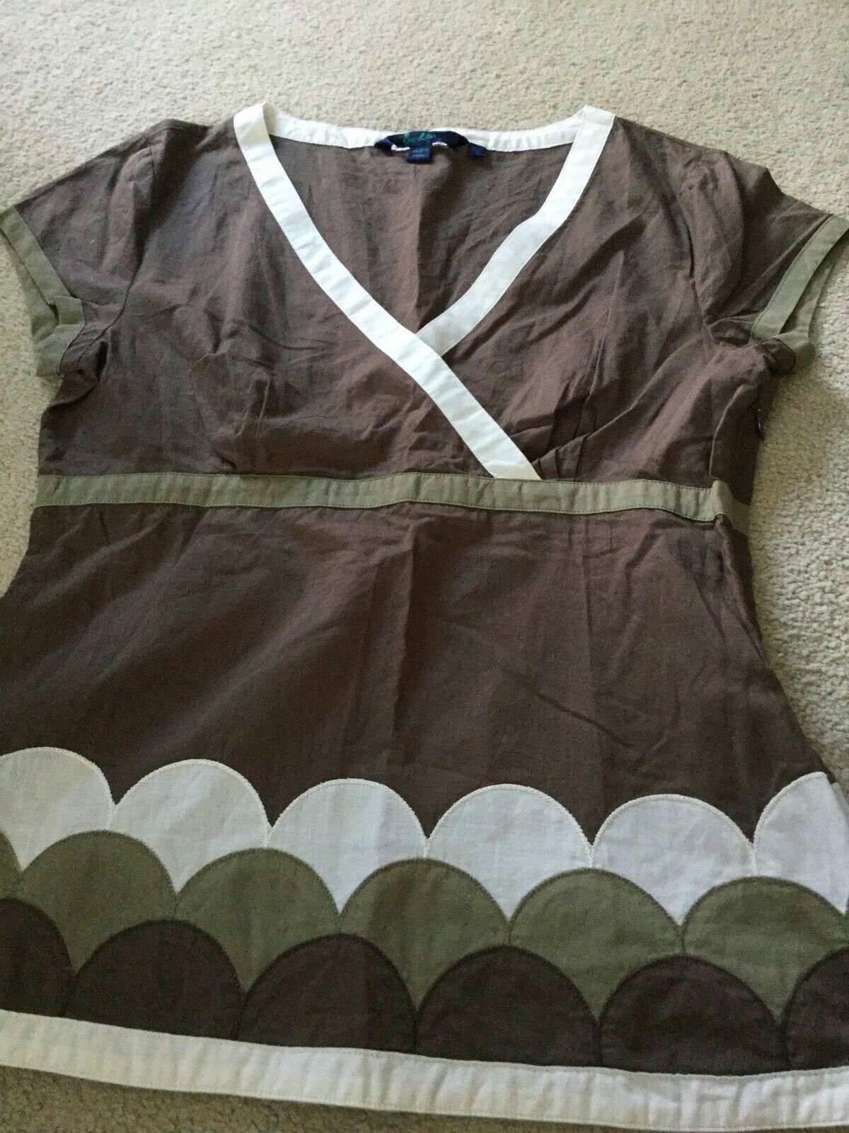 Boden Brown Short Sleeved Cotton Top. Size 8. Crossover Neck. Scallop Design.