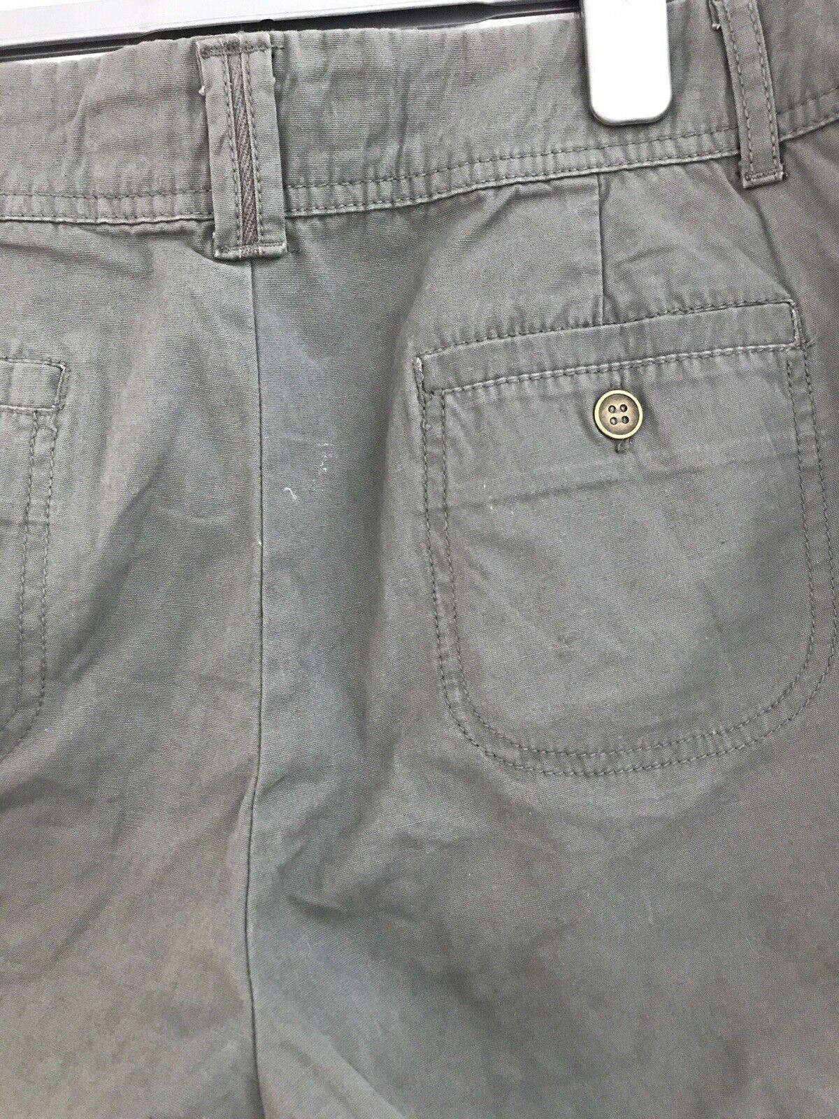 Size 16 Khaki Green Shorts. Denim And Co. Gold Studs detail.