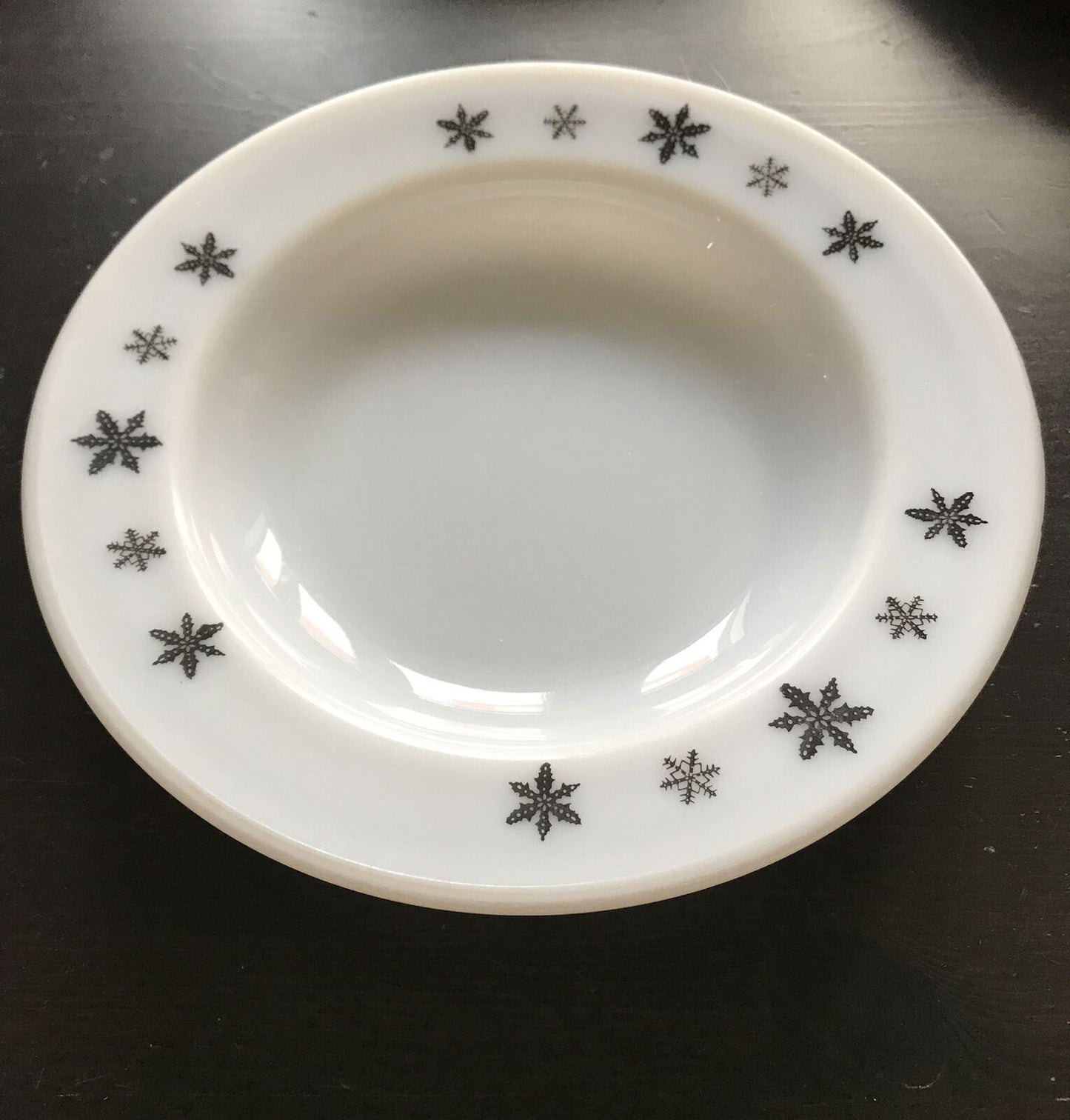 Vintage Gaiety Snowflake Cereal Bowl. Christmas Design Festive Retro 60s Pyrex