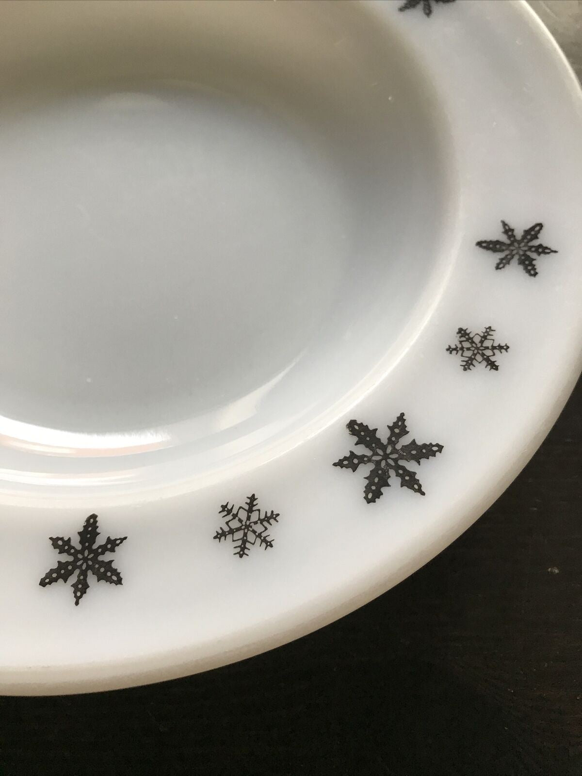 Vintage Gaiety Snowflake Cereal Bowl. Christmas Design Festive Retro 60s Pyrex