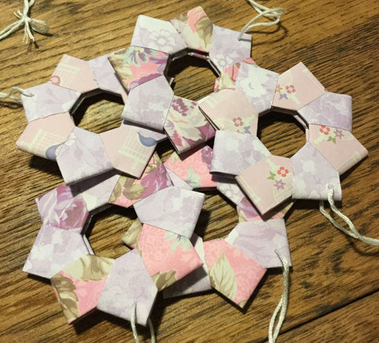 Set Of 5 Handmade Origami Star Tree Decorations. Baubles. Hanging. Pink Lilac