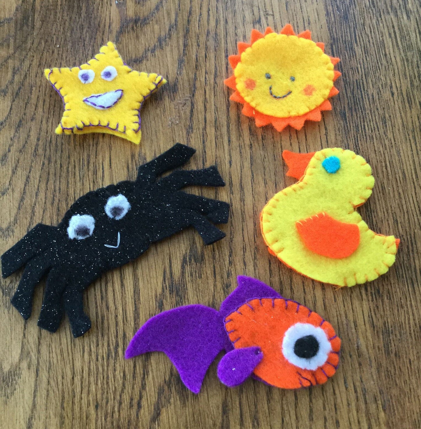 Finger Puppets Set Of 5. Great Kids gift Lockdown gift Star Sun Goldfish spider