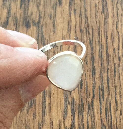 Pretty Cocktail Ring. Pale Blush Pink Stone. Pear Shape. Tear Drop Shape. Size P