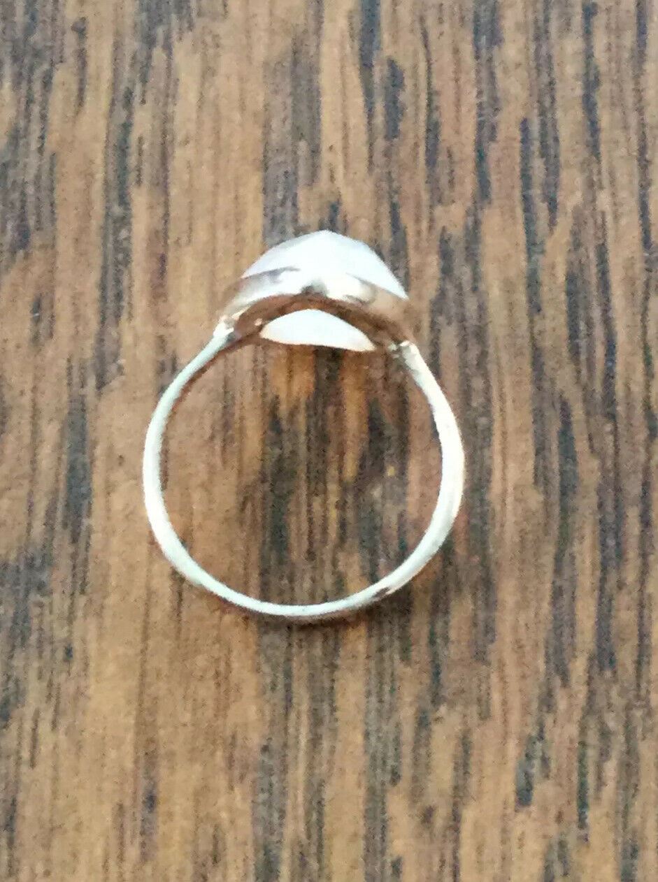 Pretty Cocktail Ring. Pale Blush Pink Stone. Pear Shape. Tear Drop Shape. Size P