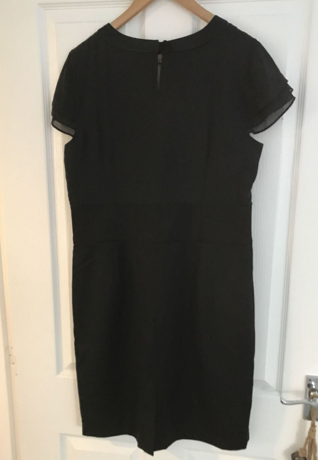 Black Wool Mix Smart Shift Dress. Black With Burgundy Trim. Size 14 Kaliko. Chiffon sleeves