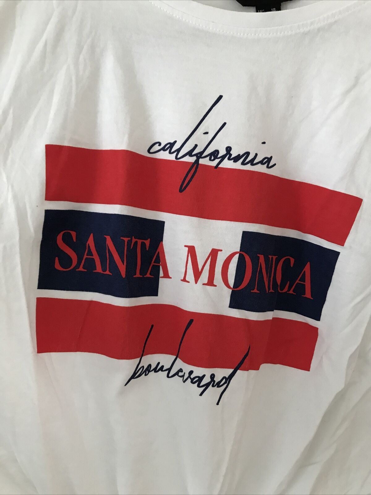 New Look Graphic Print T Shirt. Size 18 California Santa Monica USA Red White