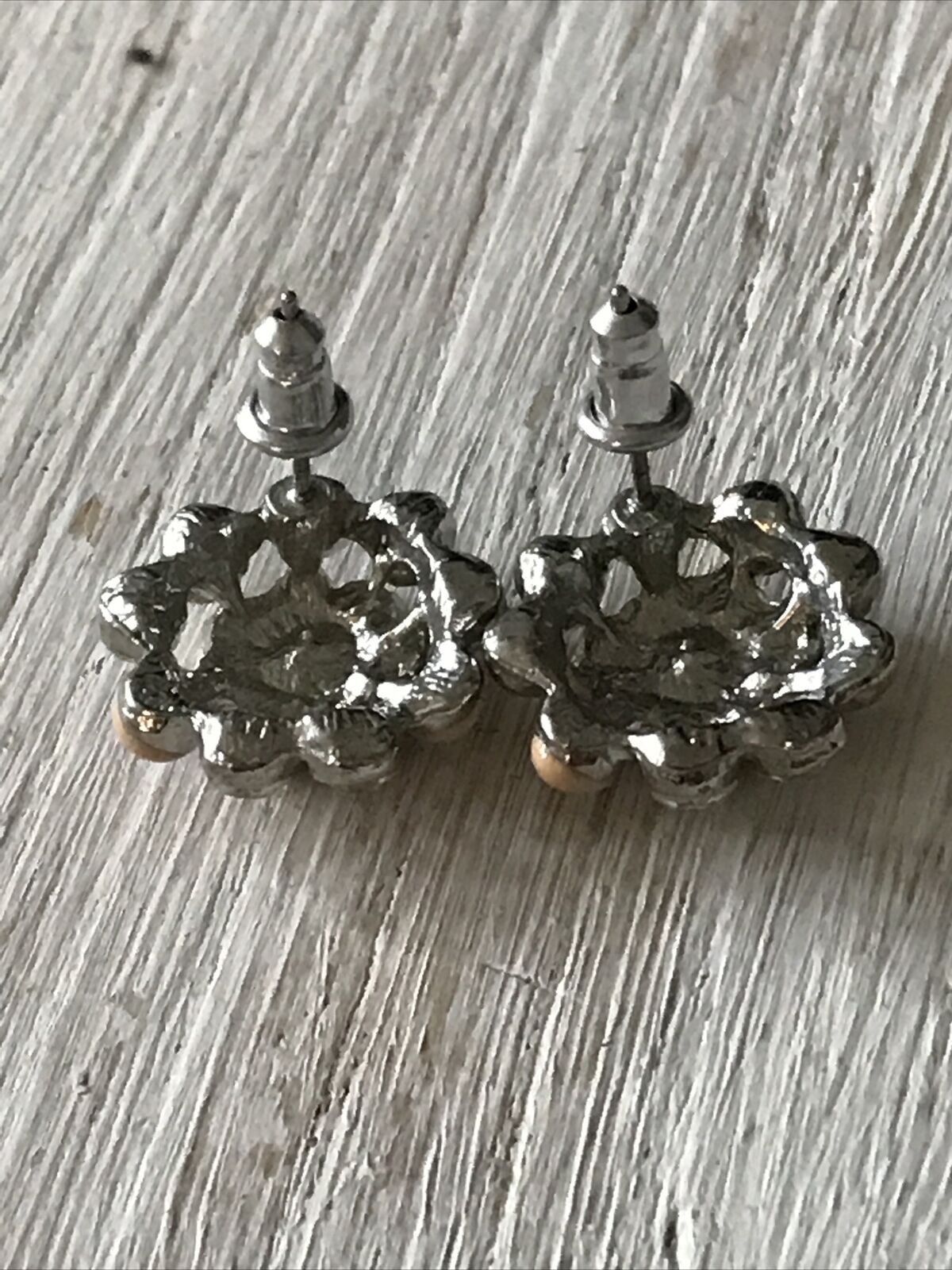 Pretty Cluster Stud Earrings.  Diamante And Pink Stones. Vintage Style. Pretty.