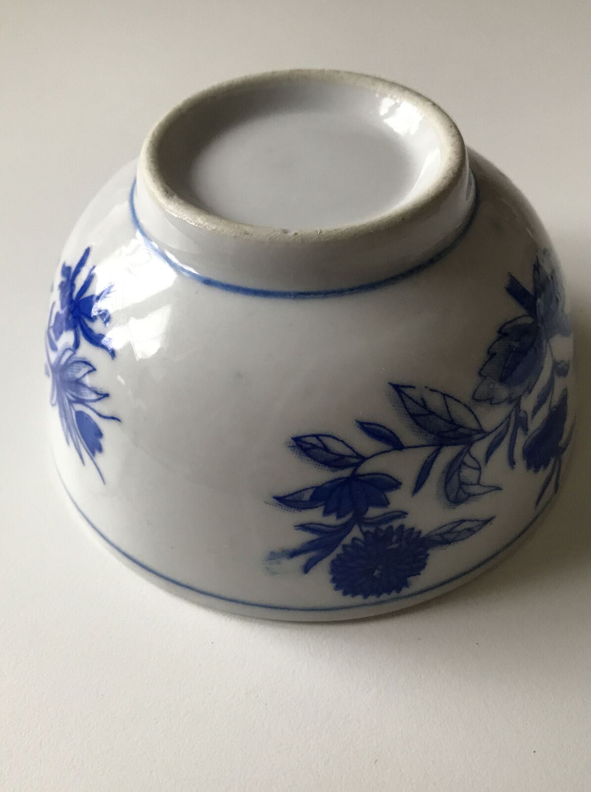 Sweet Little Vintage Trinket Bowl Soap Dish Sugar Bowl. Blue and white china Floral Design