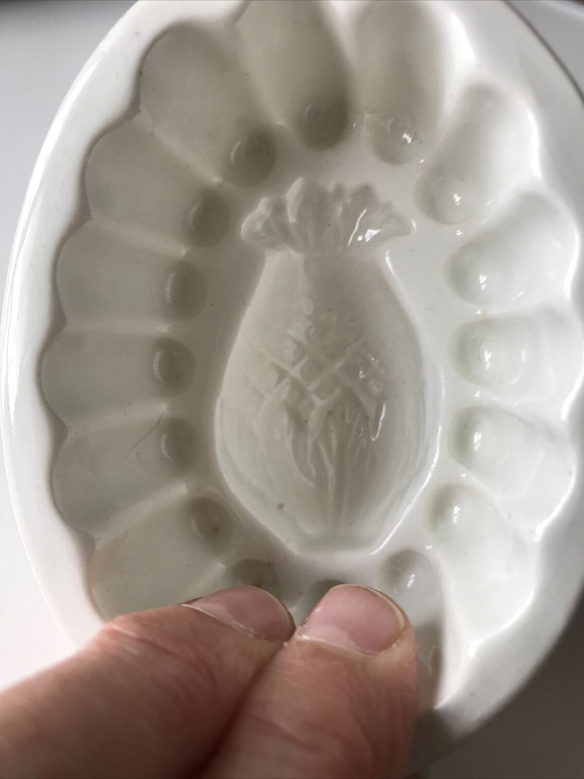 Small Individual Blancmange Jelly Mould. Pineapple Design. Vintage Ceramic White