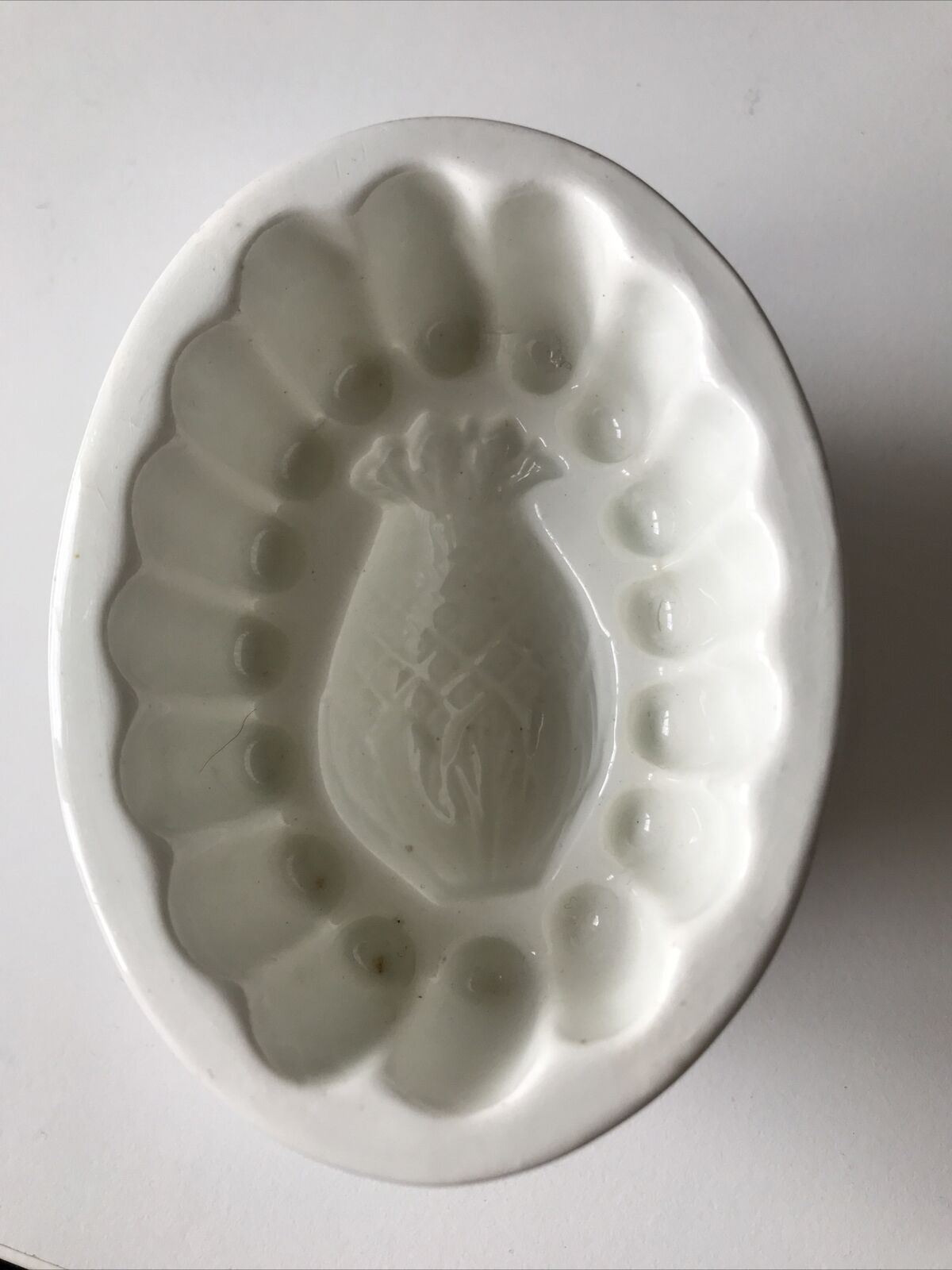 Small Individual Blancmange Jelly Mould. Pineapple Design. Vintage Ceramic White