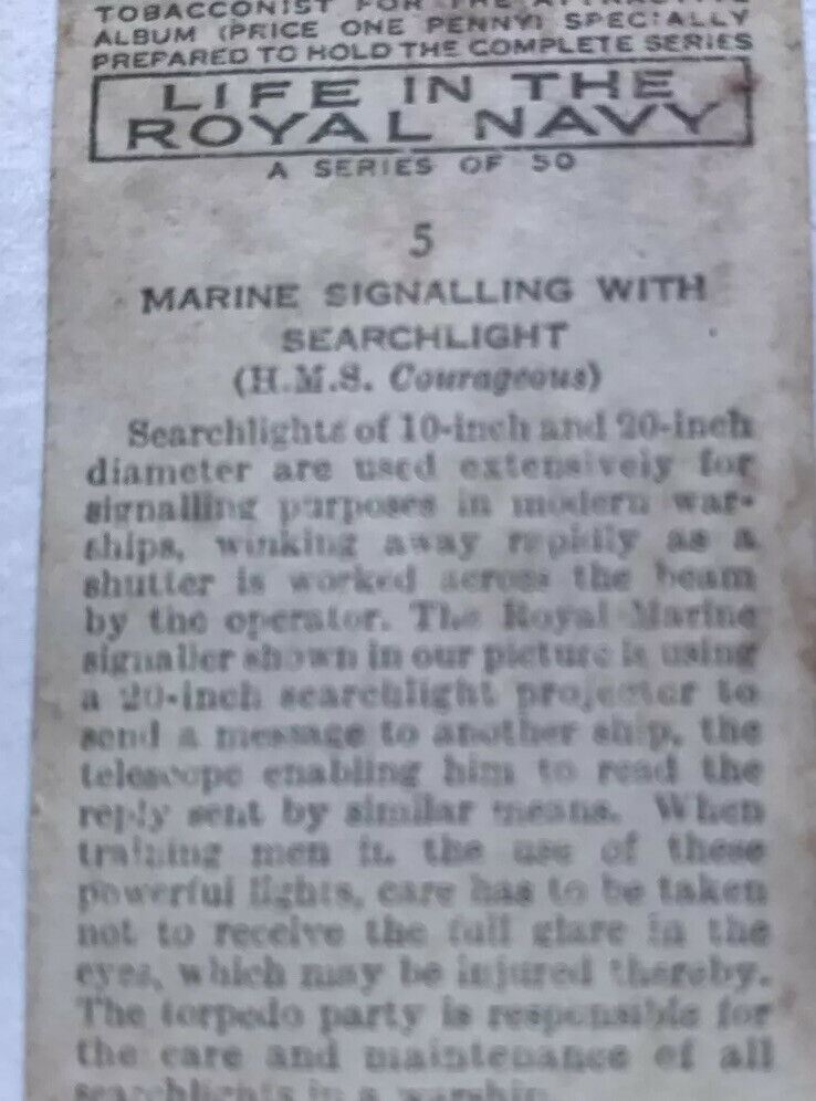 Wills Cigarette Card LIFE IN THE ROYAL NAVY No. 5 Marine Signalling With Searchlight 1939 No 5