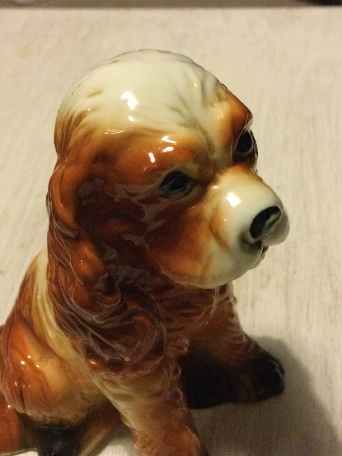 Beautiful Spaniel Dog Ornament Figurine Dog Lovers Gift  Approx 9.5 Cm. Brown and white.