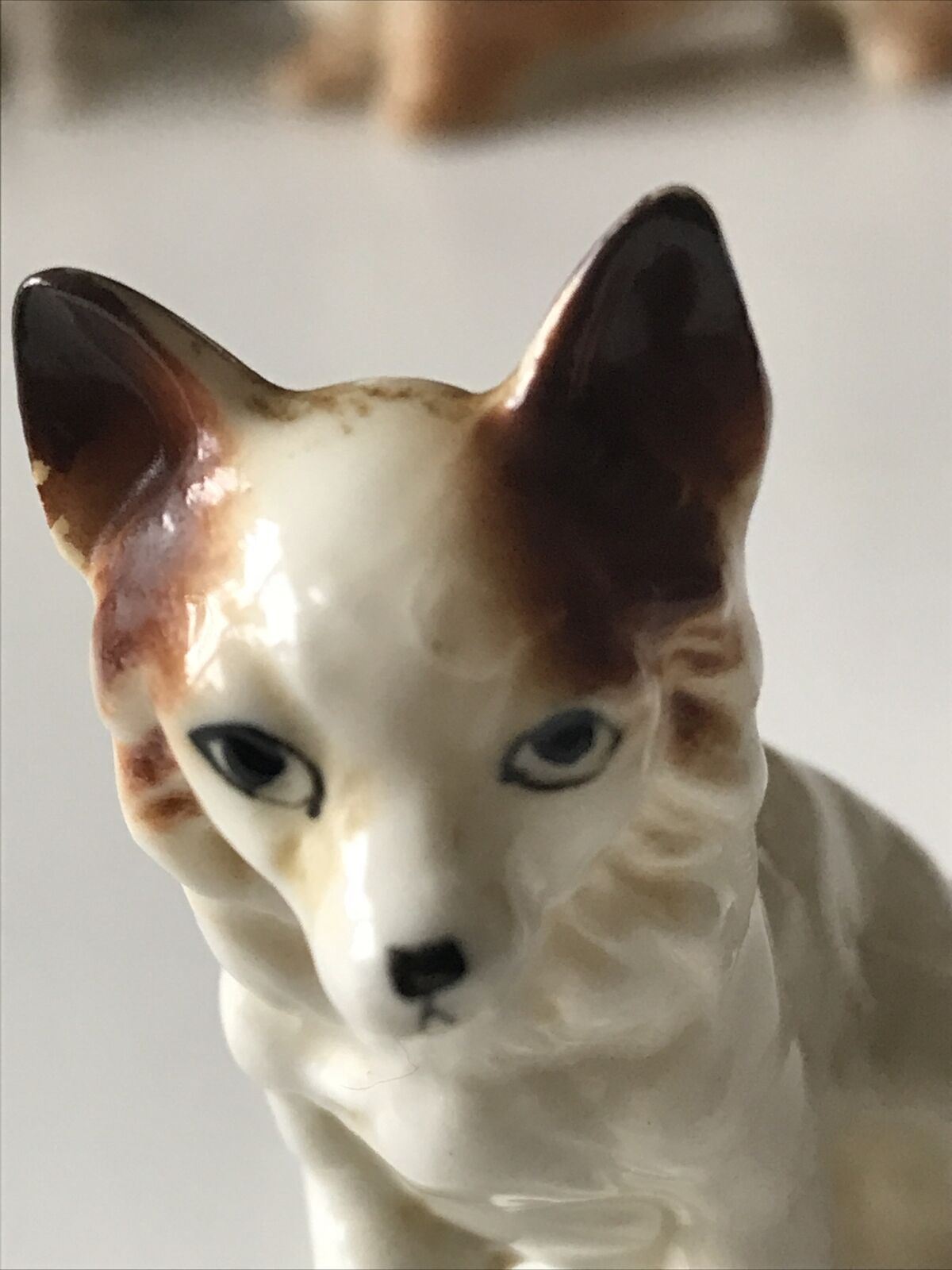 Sweet Little Chihuahua Dog Ornament Vintage. 5cm High. White With Brown Ears