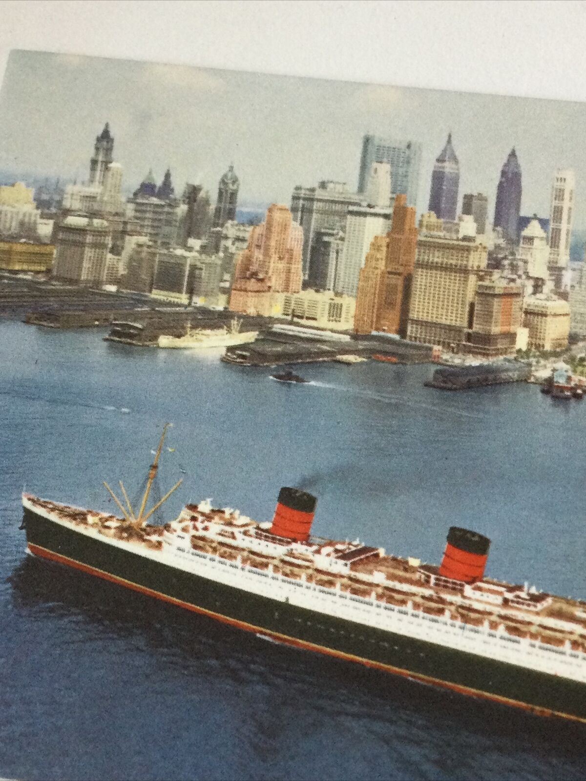 Vintage Postcard Cunard RMS Queen Elizabeth Cruise Boat  NYC New York Skyline