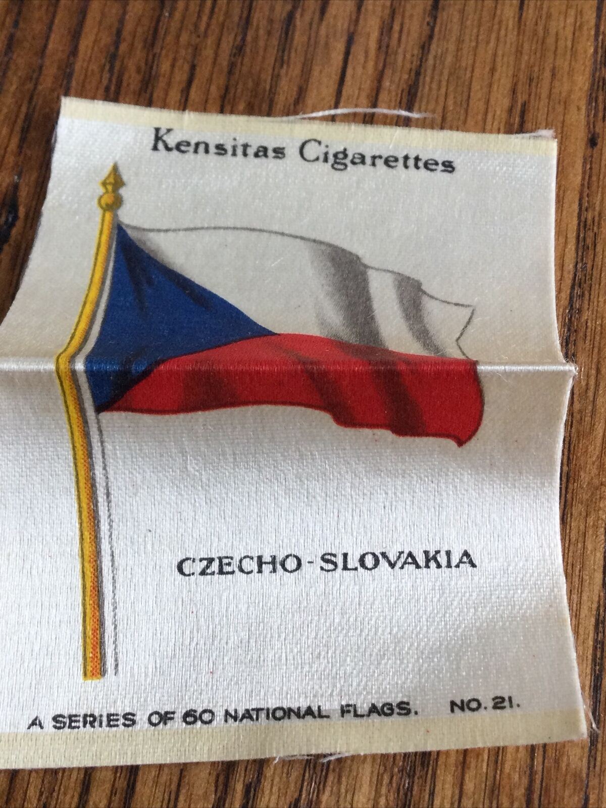 Vintage 1930s Kensitas Cigarettes Silk Card Czecho Slovakia no21 national flags