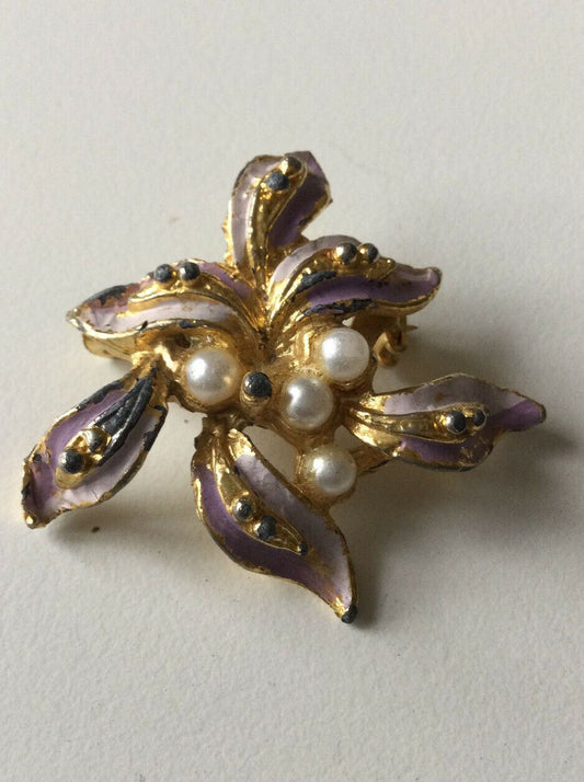 Gold Tone Floral Brooch With Simulated Pearls. Purple. Pretty.