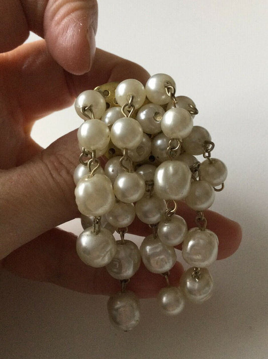 Vintage Brooch. Simulated Pearl Cluster Waterfall Tassel Drop. Gold Tone.