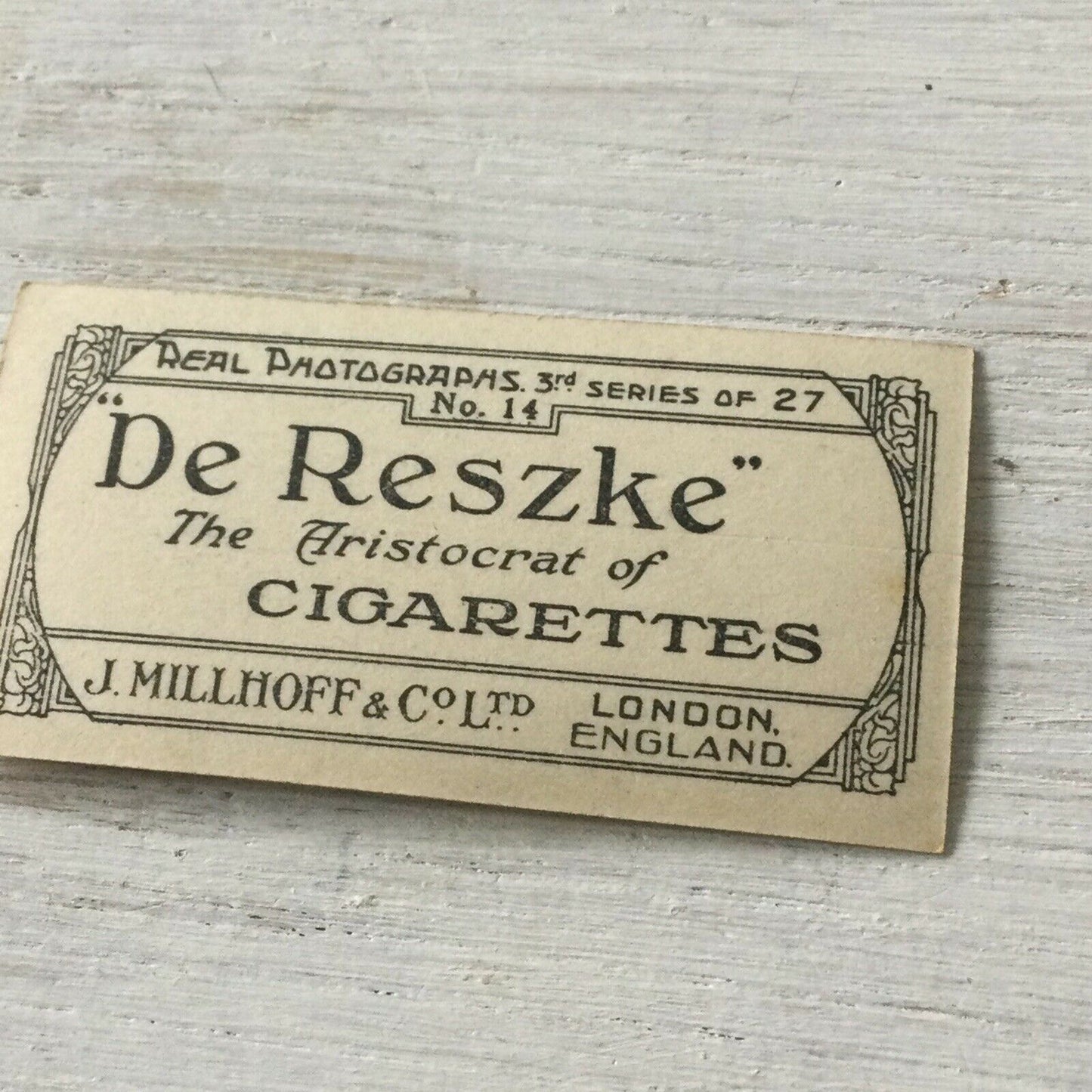 De Reszke Cigarette Card Series 3 no.14 Cheap at Half the Price cute puppy photo