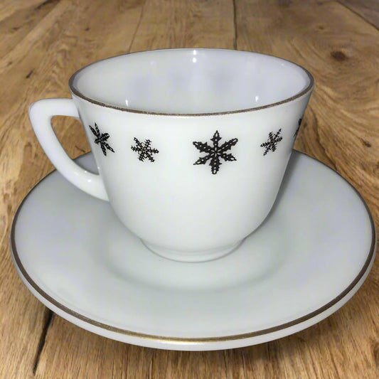 Vintage Pyrex JAJ Gaiety Snowflake Tea Cup And Saucer. Great For Christmas - Grey and White