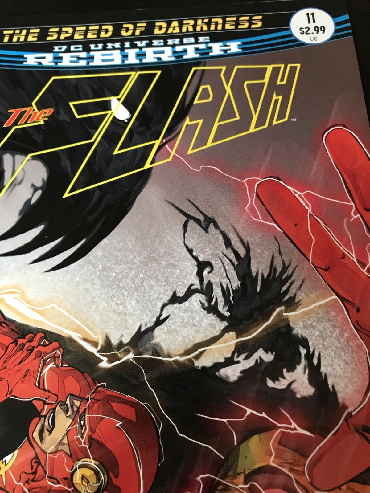 DC Comic The Flash The Speed Of Darkness DC Universe Rebirth #11 Jan 2017 NM