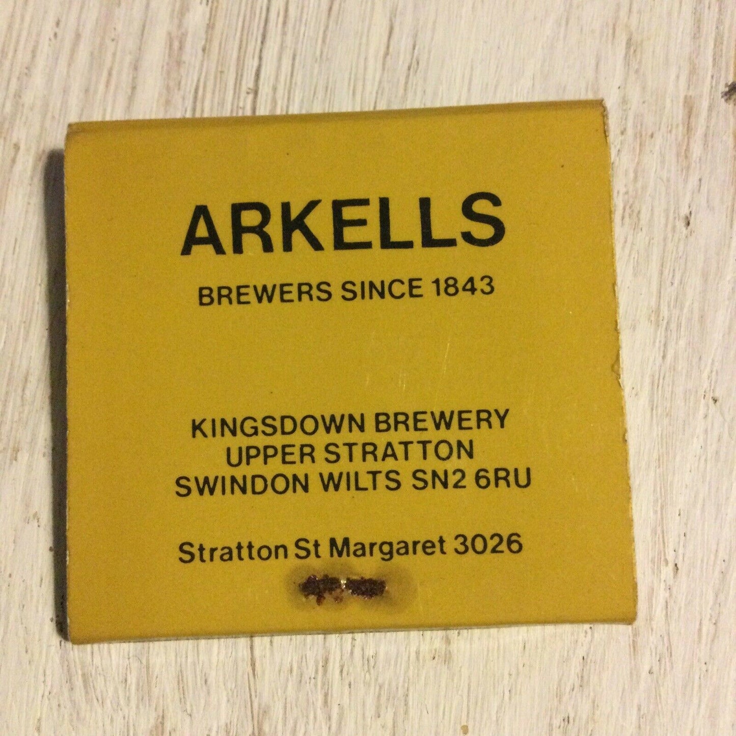 Arkells Brewery Kingsdown Upper Stratton Swindon Memorabilia Matchbook Yellow