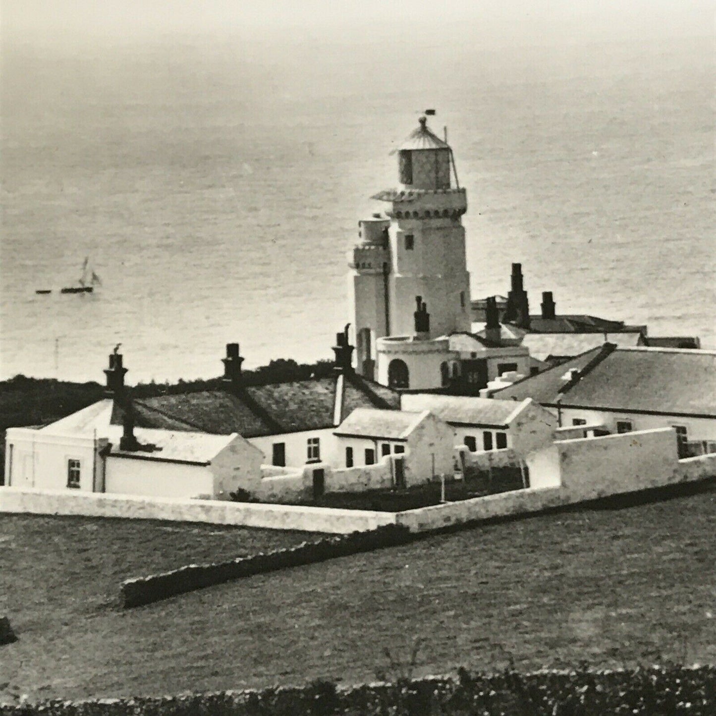 Isle Of Wight Memorabilia Vintage Postcard St Catherine’s Lighthouse Sea Coast