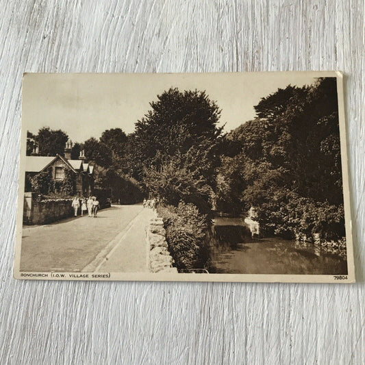 Isle Of Wight Memorabilia Vintage Postcard Greetings From: Ventnor Ryde Sandown