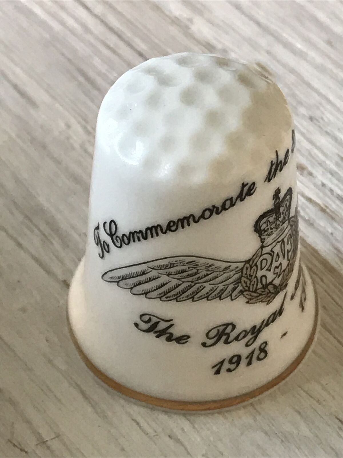 China Thimble Commemorative 80th Anniversary Royal Air Force 1918-1998