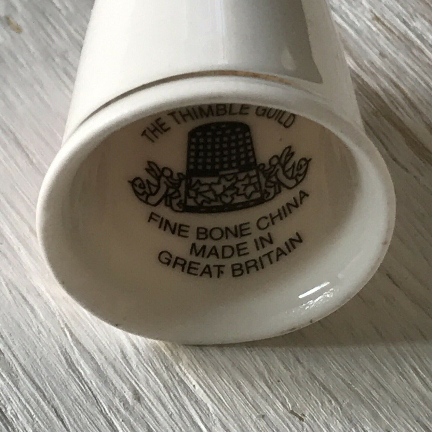 Thimble Guild 1998 Merry Christmas Red And White. Great stocking filler. Fine Bone China.