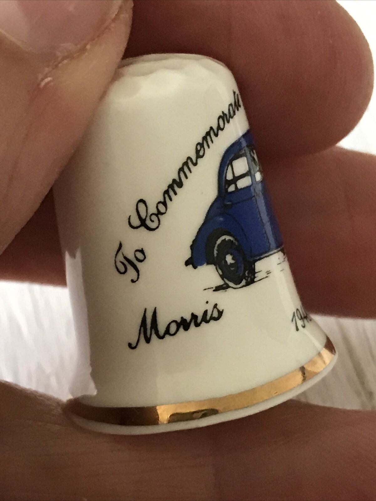 Bone China Thimble 50th Anniversary Morris Minor 1948-1998 Thimble Guild