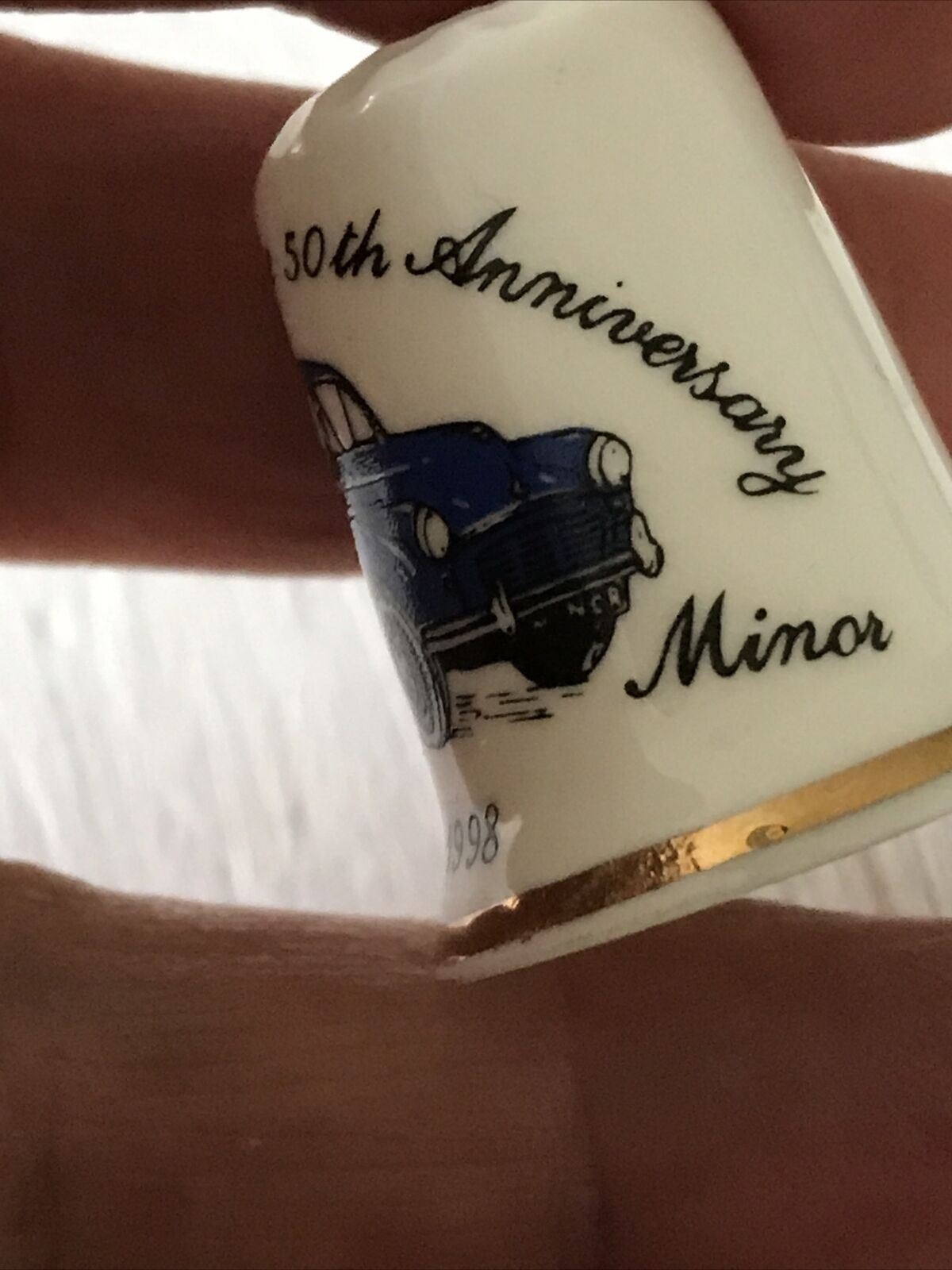 Bone China Thimble 50th Anniversary Morris Minor 1948-1998 Thimble Guild