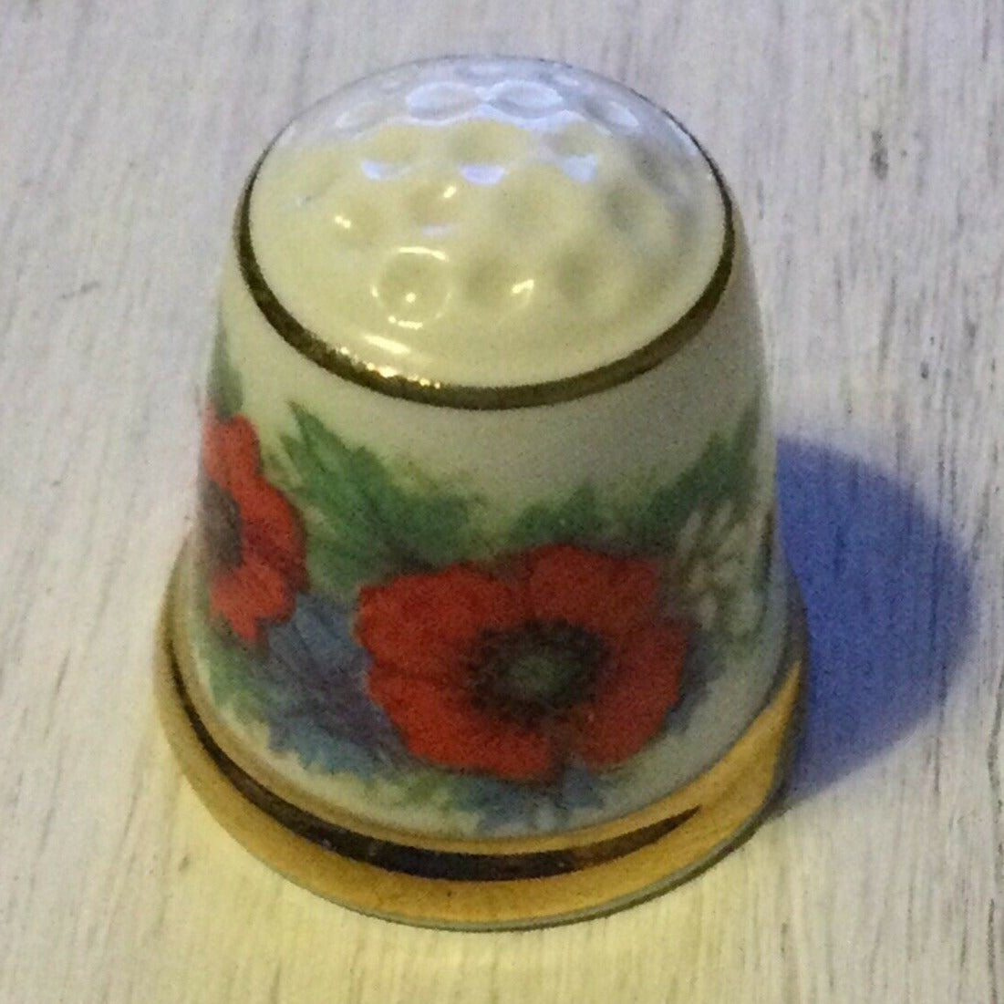 Vintage 1990s Commemorative China Thimble. End Of World War I WWI. 80th Anniversary. Poppy design.