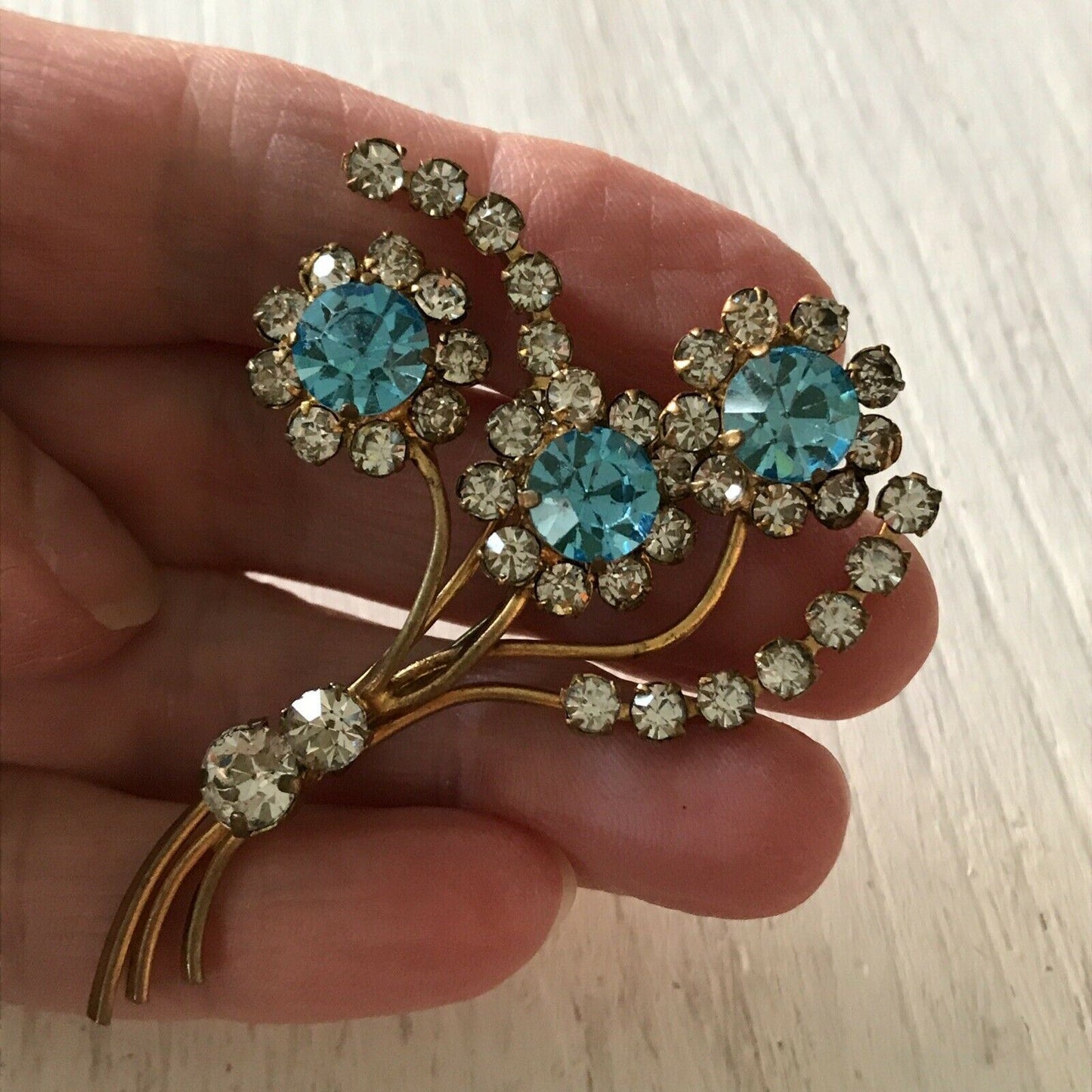 Vintage 1950s? Gold Tone Floral Spray Brooch Sky Blue & Clear Rhinestones S