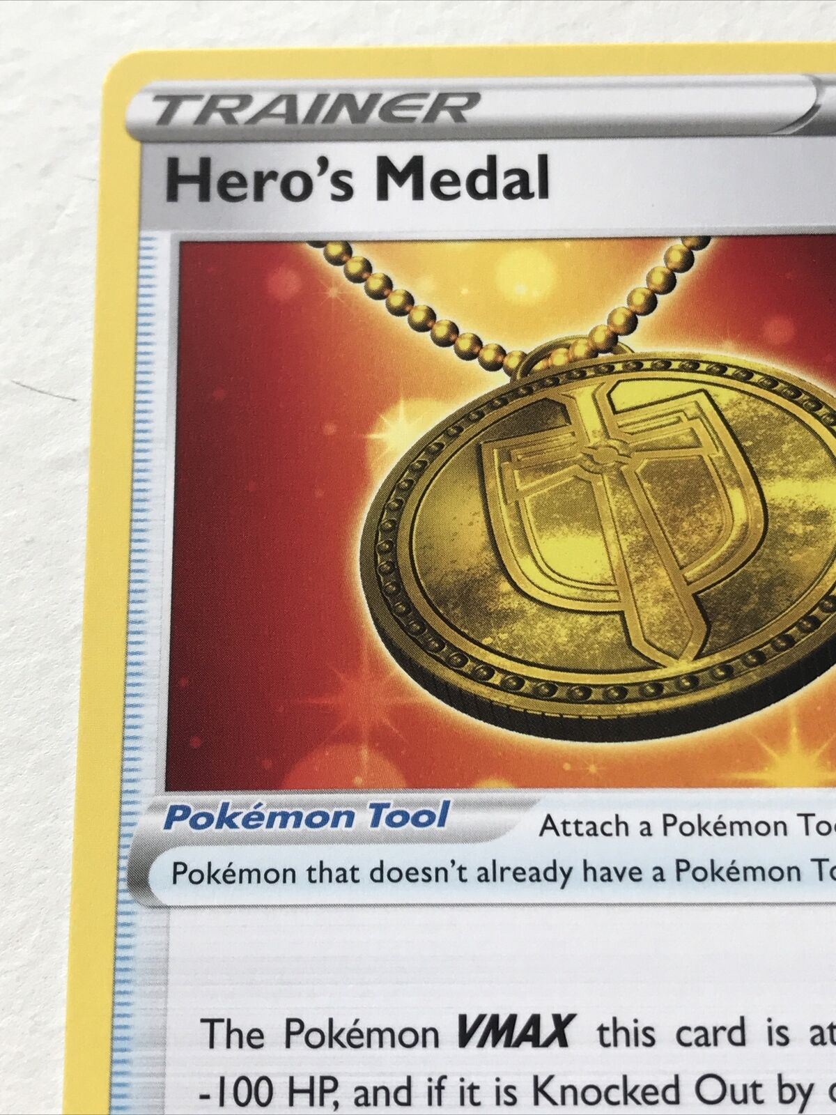 Pokemon  Card Vivid Voltage 2020 Pack Fresh Trainer HERO’S MEDAL 152/185 Item