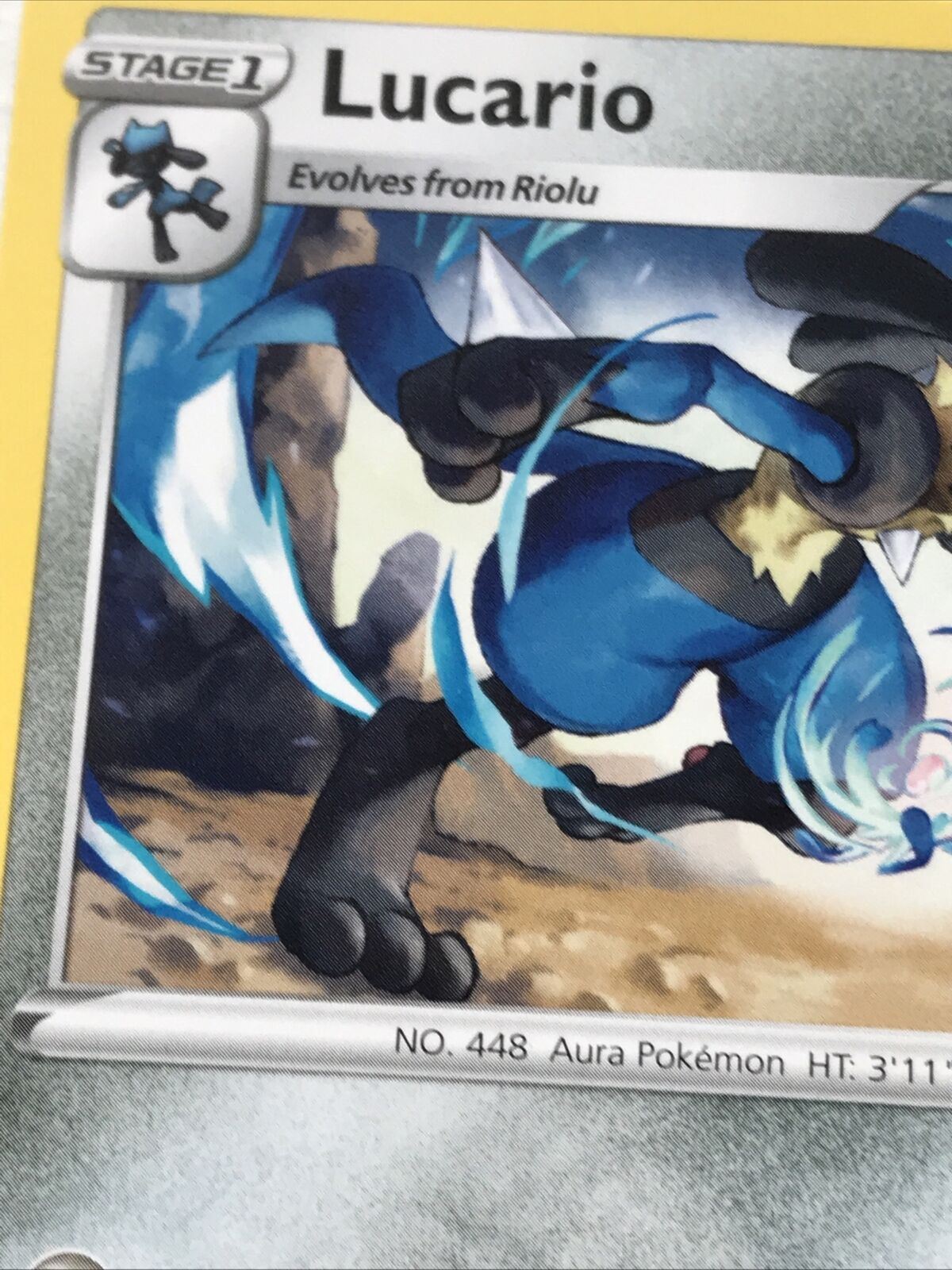 Pokemon  Card Vivid Voltage 2020 Pack Fresh Stage 1 LUCARIO 120/185 Aura RARE