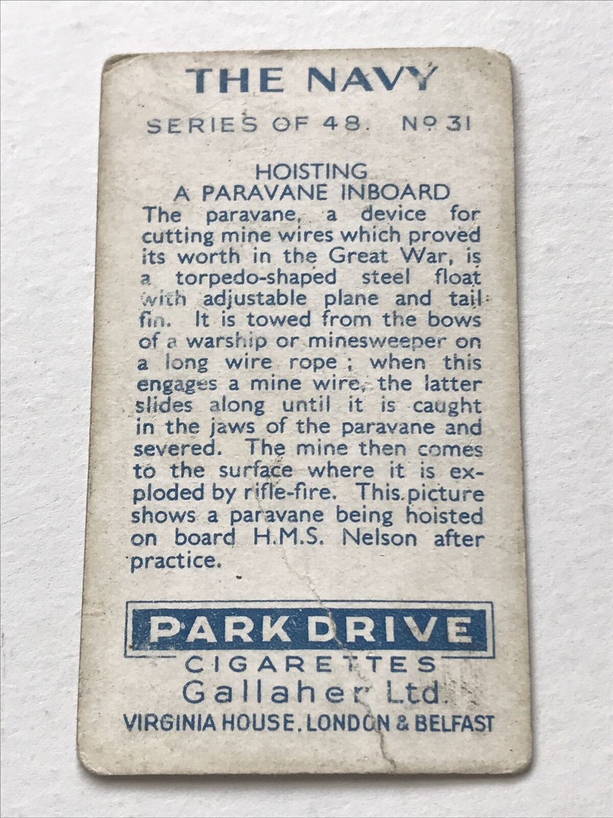 HOISTING A PARAVANE INBOARD Park Drive Cigarette Card The Navy No.31 Creased