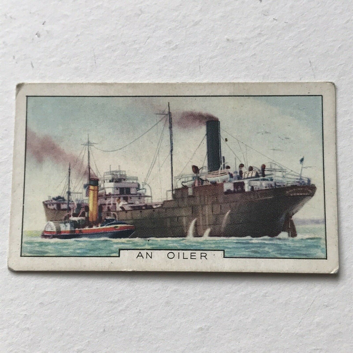 AN OILER SHIP Park Drive Gallaher Cigarette Card The Navy No 40 1937 Royal Fleet