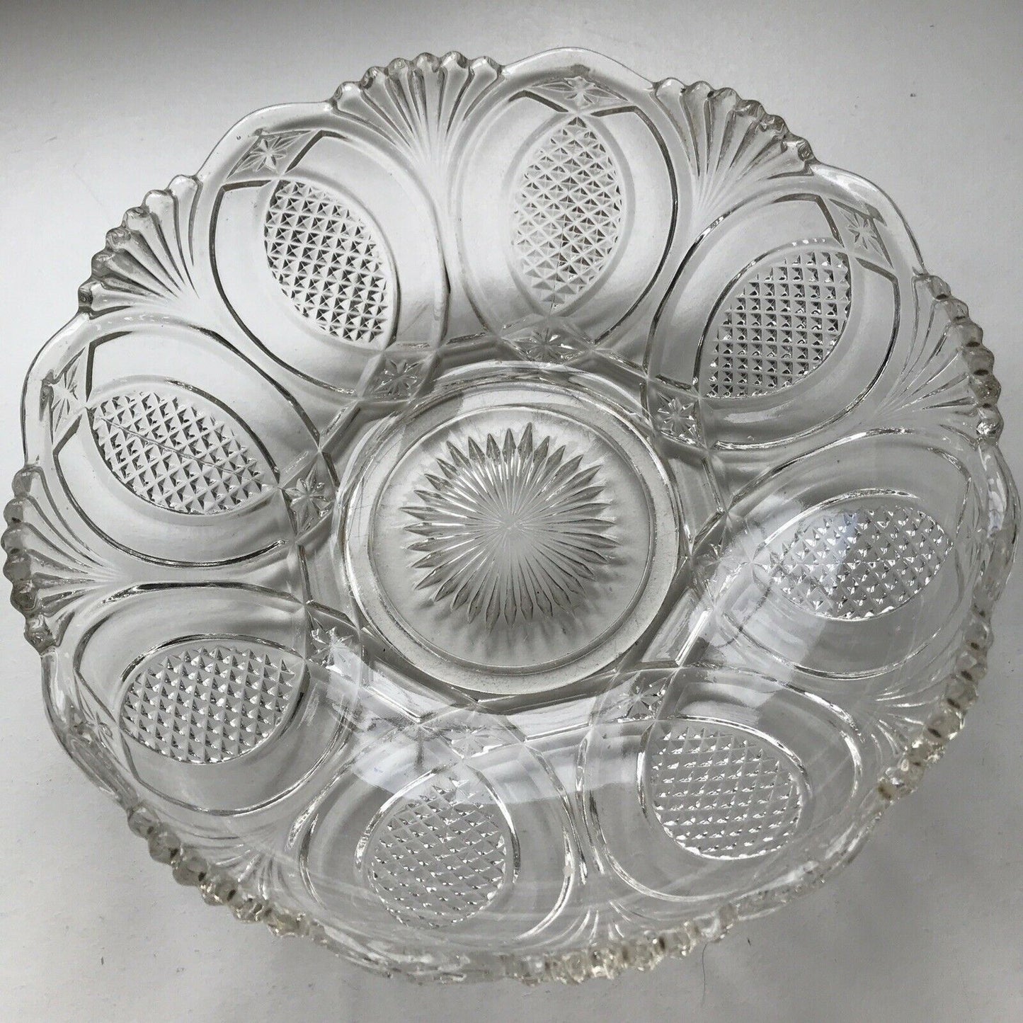 Small Glass Fruit Bowl. Pressed Glass. Clear. Vintage Retro 1950s? Art Deco?