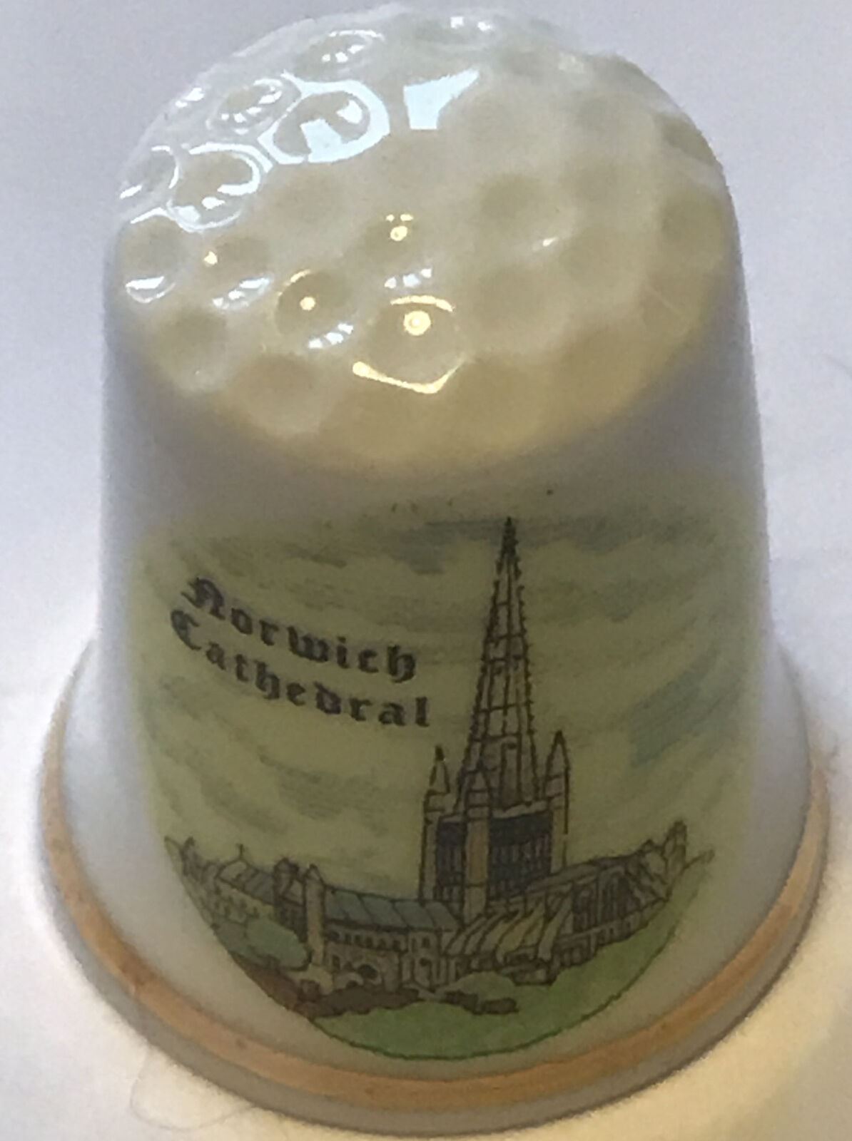 China Thimble NORWICH CATHEDRAL Souvenir Keepsake