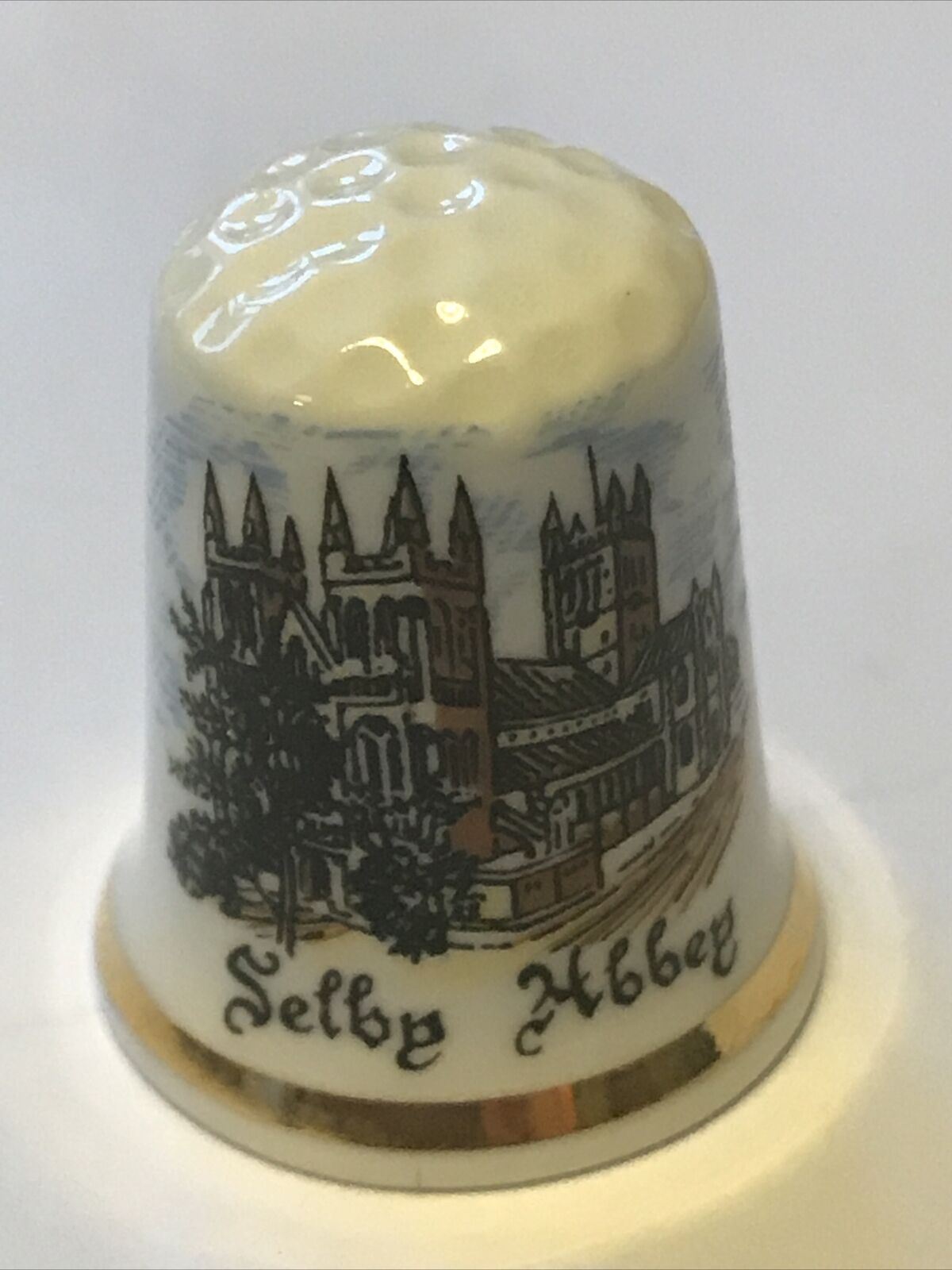 China Thimble SELBY ABBEY Souvenir Keepsake Goodliffe Neale Alcester