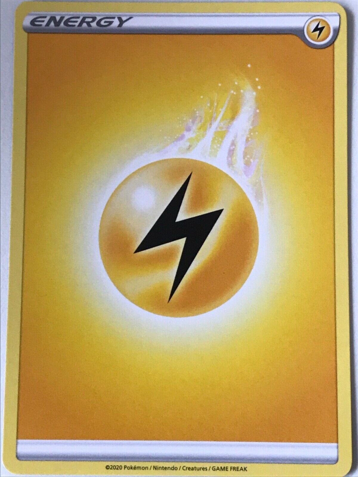 Pokemon Cards ENERGY CARDS 2020 sold singly - take your pick