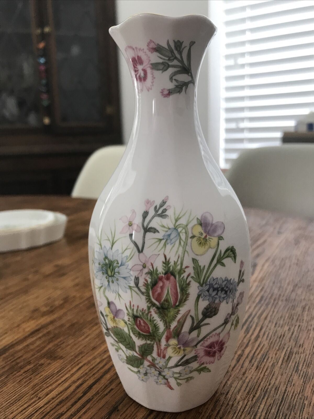 Aynsley Wild Tudor Small China Vase. Pretty Floral Pinks Violets Cornflowers 1990s