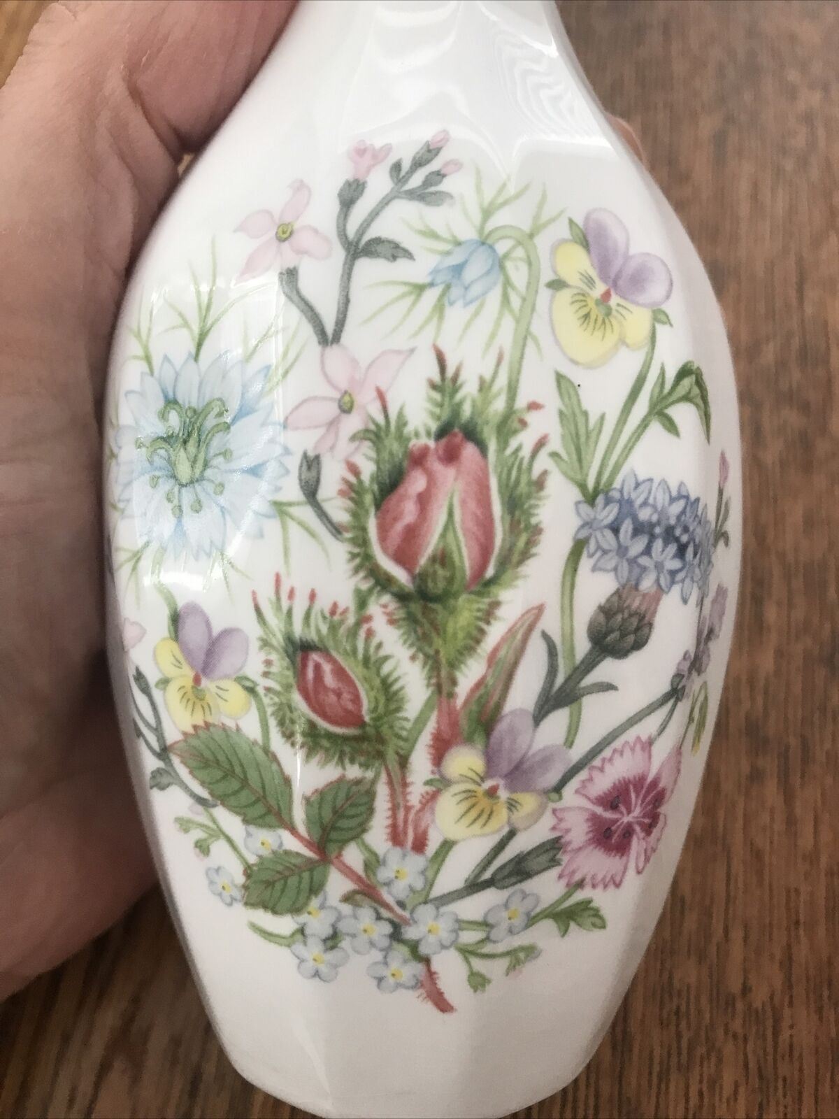 Aynsley Wild Tudor Small China Vase. Pretty Floral Pinks Violets Cornflowers 1990s