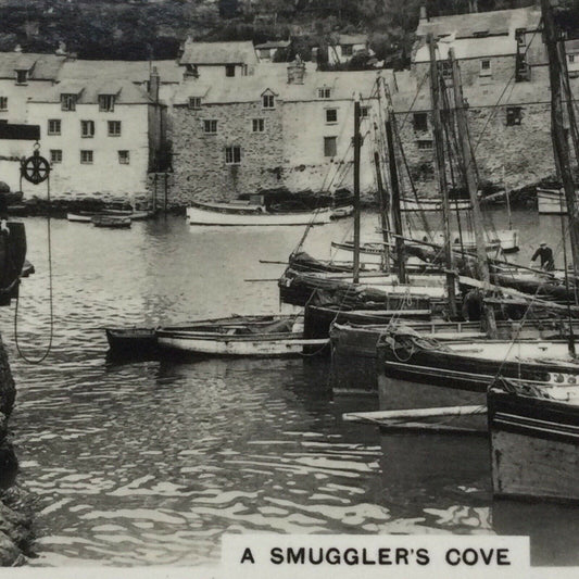Vintage Senior Service Cigarette Card 1939 'Coastwise' - No. 35 - A SMUGGLERS COVE Polperro Cornwall